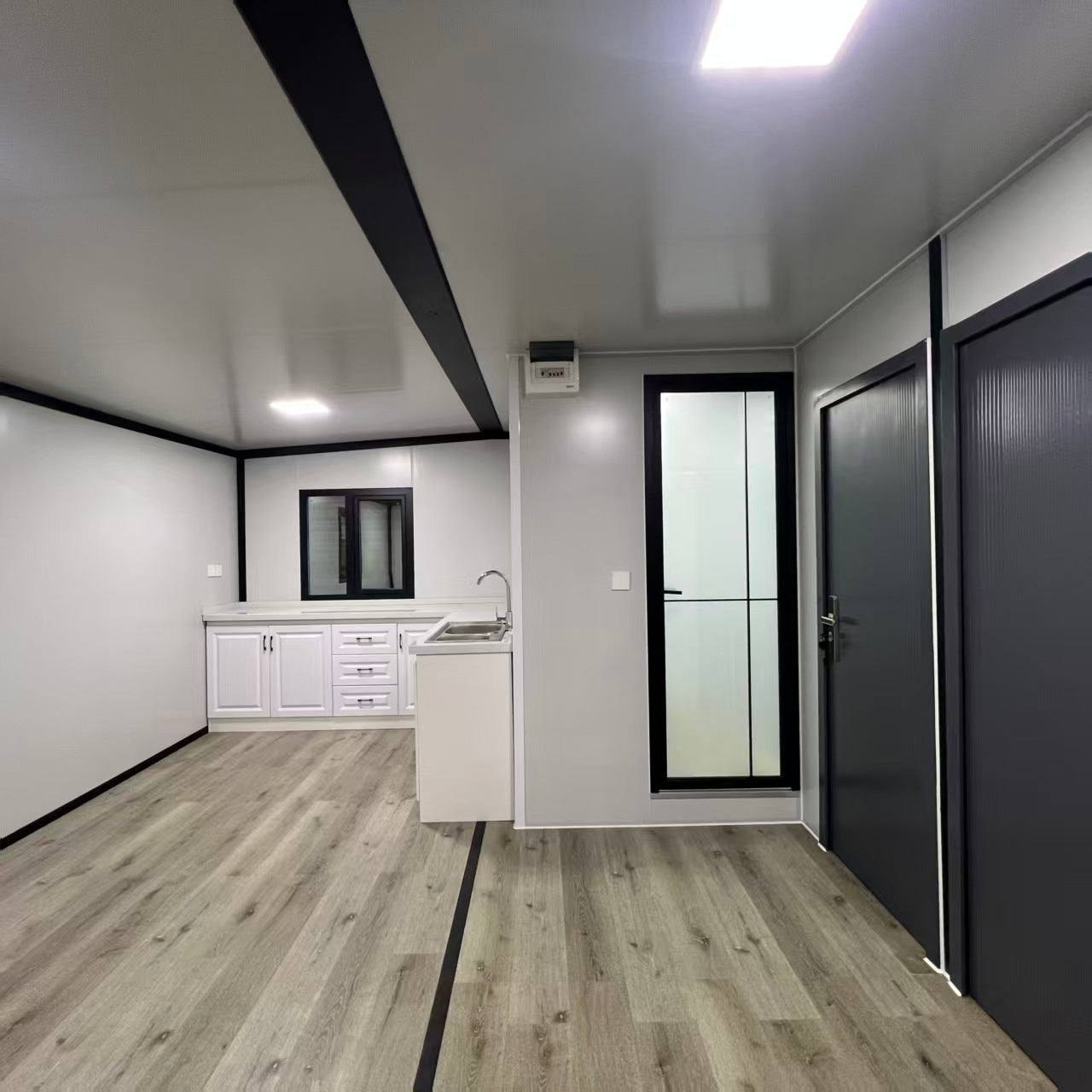 20ft Expandable Home - Open Plan